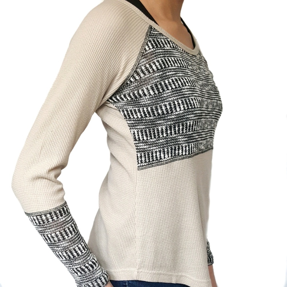 Nordstrom Elodie Waffle Top w/Embellished sleeves